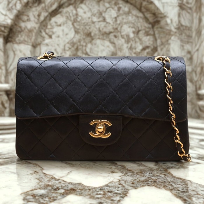 ≪上質な質感≫【CHANEL】マトラッセ チェーンショルダーバッグ