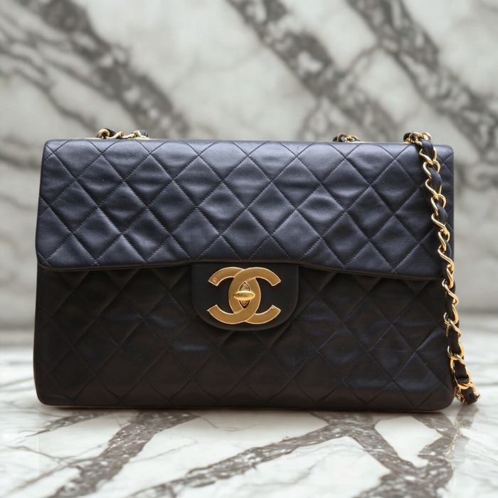 ≪上質な質感≫【CHANEL】ダブルチェーン フラップバッグ