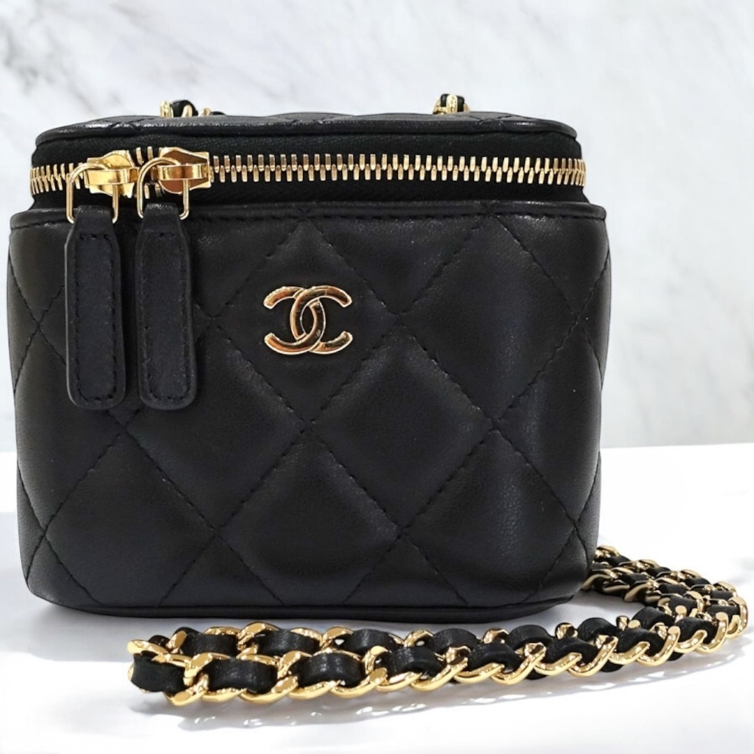 【VINTAGE】CHANEL マトラッセ バニティ ショルダーバッグ