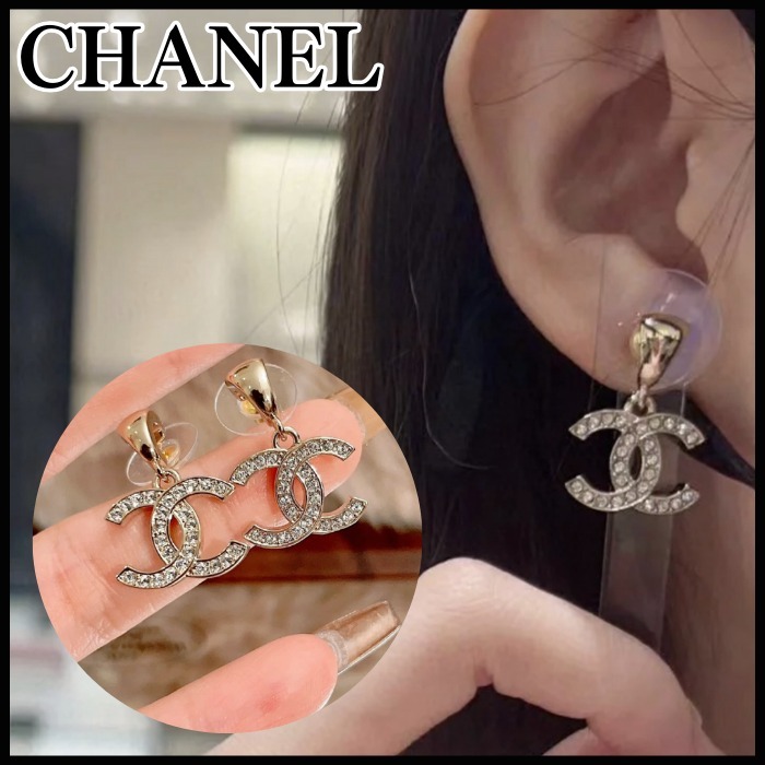 ◆シンプルかわいい♪◆CHANEL ピアス ココマーク