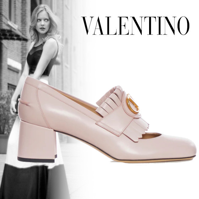 正規店買付【VALENTINO】Vロゴ付き レザー シューズ