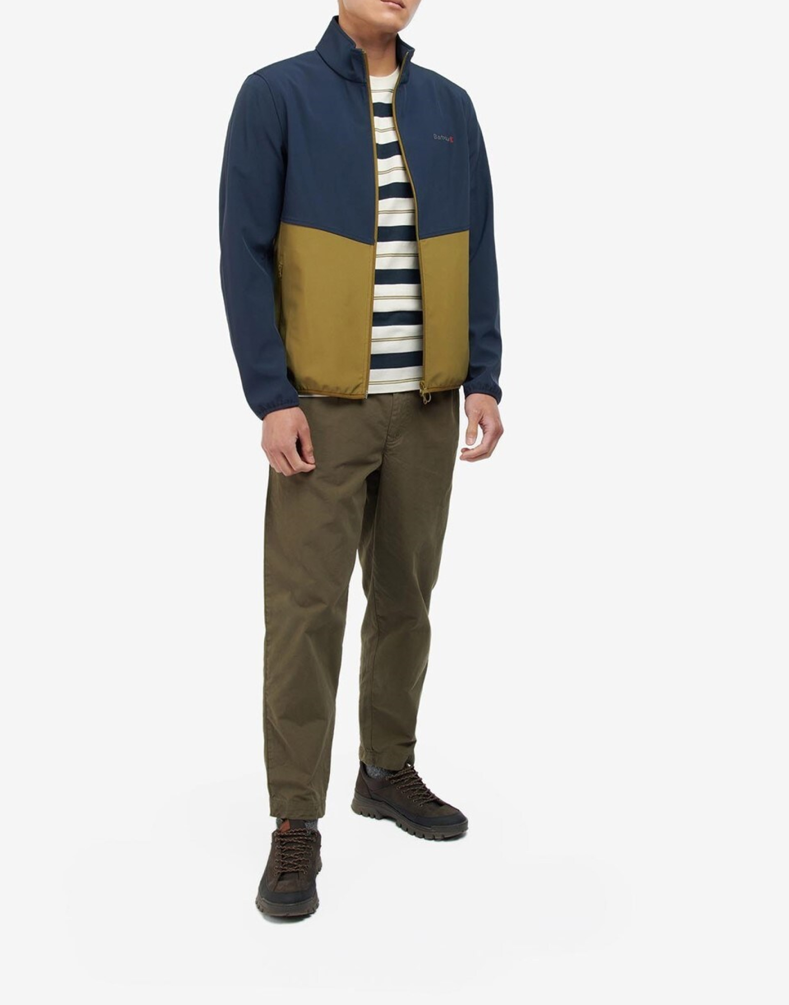 BarbourバブアーPeak Softshell Jacketトレーナー