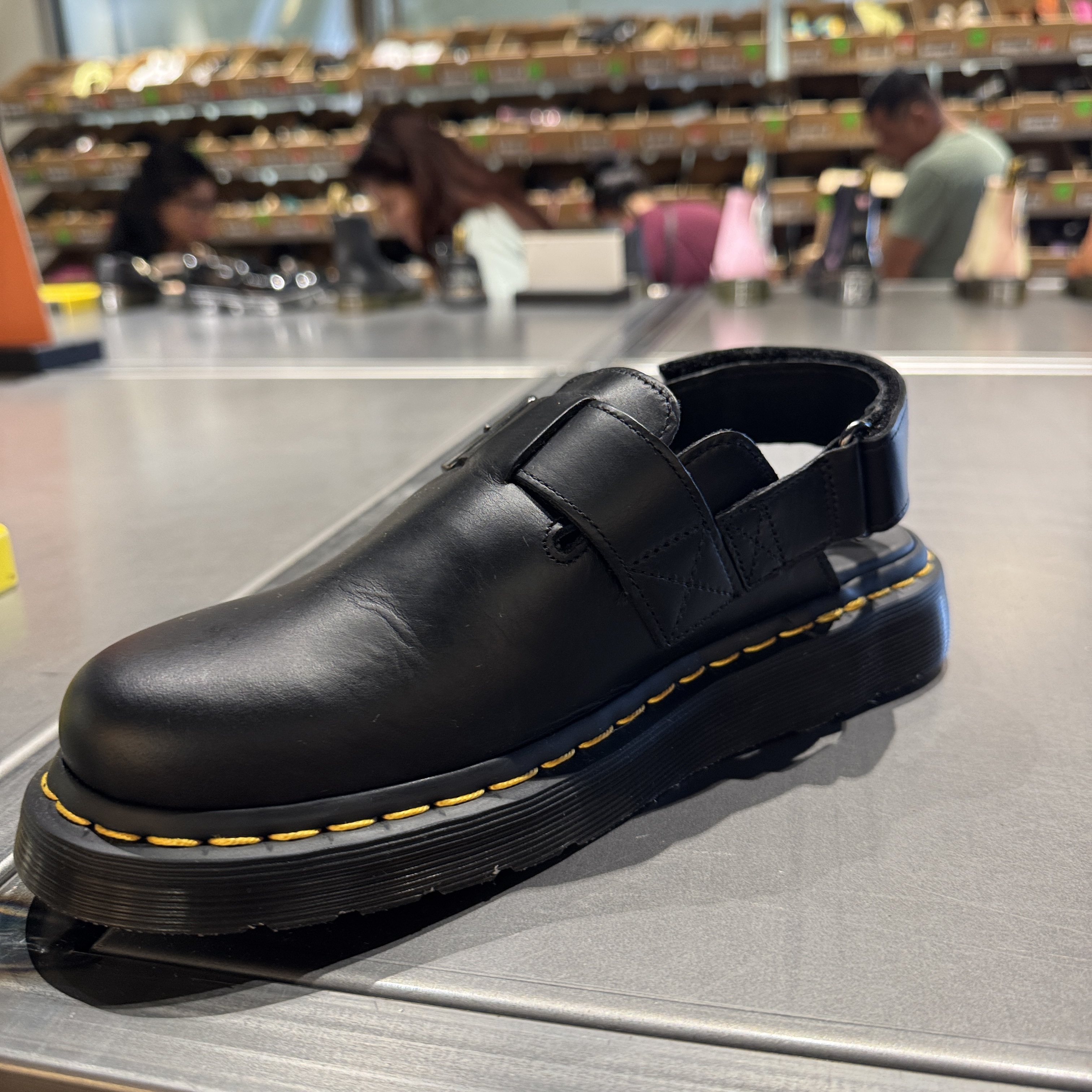 使いやすい！ US購入★Dr. Martens Laketen Atlas サボミュール
