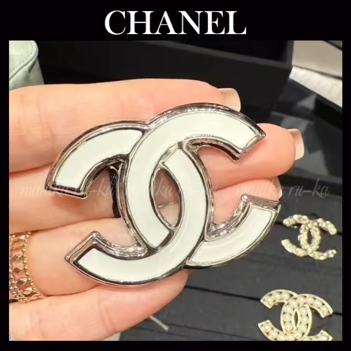 シンプルな魅力☆25SS【CHANEL】シャネル CCマーク ブローチ