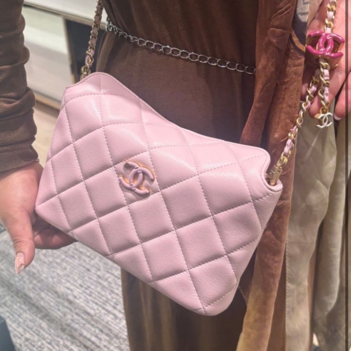 《コーデのアクセントに★》CHANEL ショルダー