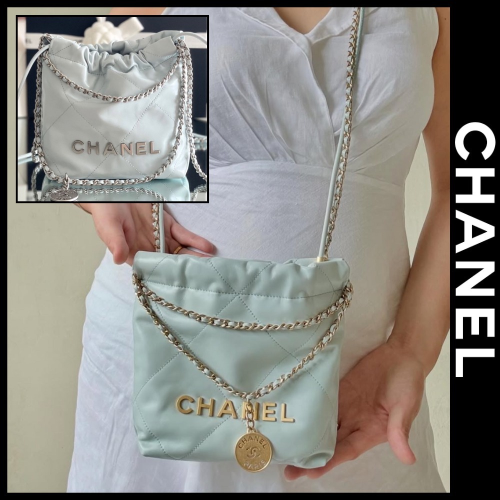 ’コンパクト上品’【CHANEL】シャネル22 ミニバッグ