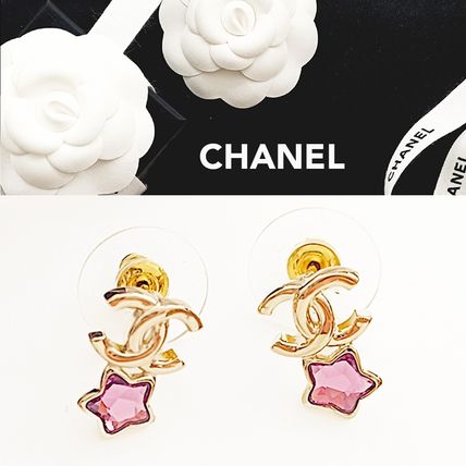 可愛いピンクカメリア♡25B【CHANEL】 シャネルピアス カメリア CHANEL(シャネル) ピアス(レディース) - 海外通販のBUYMA
