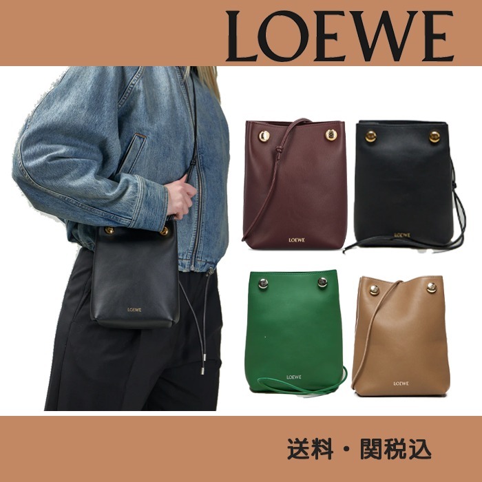 人気【LOEWE】ペブル ポーチ （スムースカーフ）