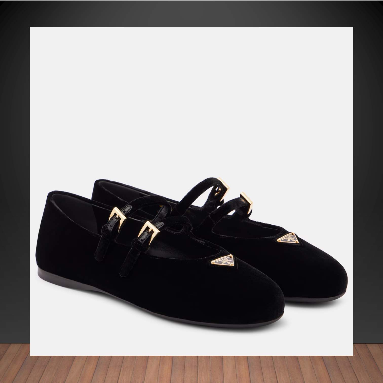 PRADA**Ballerinar**ベルベットのメリージェーン**Black**