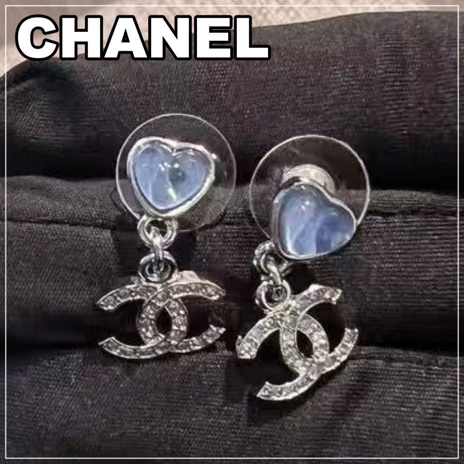 CHANEL 25P《小ぶりなハートが可愛い♪》CCピアス LU
