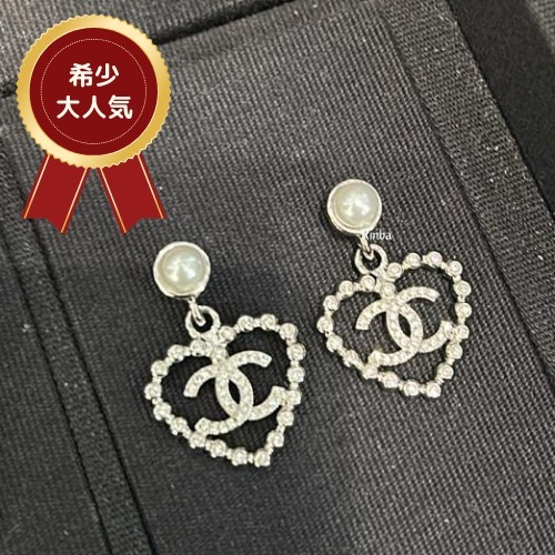 【特別なギフト】大人可愛い希少ピアス！シャネルCCハートパール