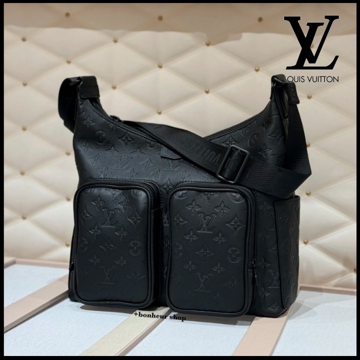 【ポケット付でカッコいい☆】Louis Vuitton ホーボー・カーゴ