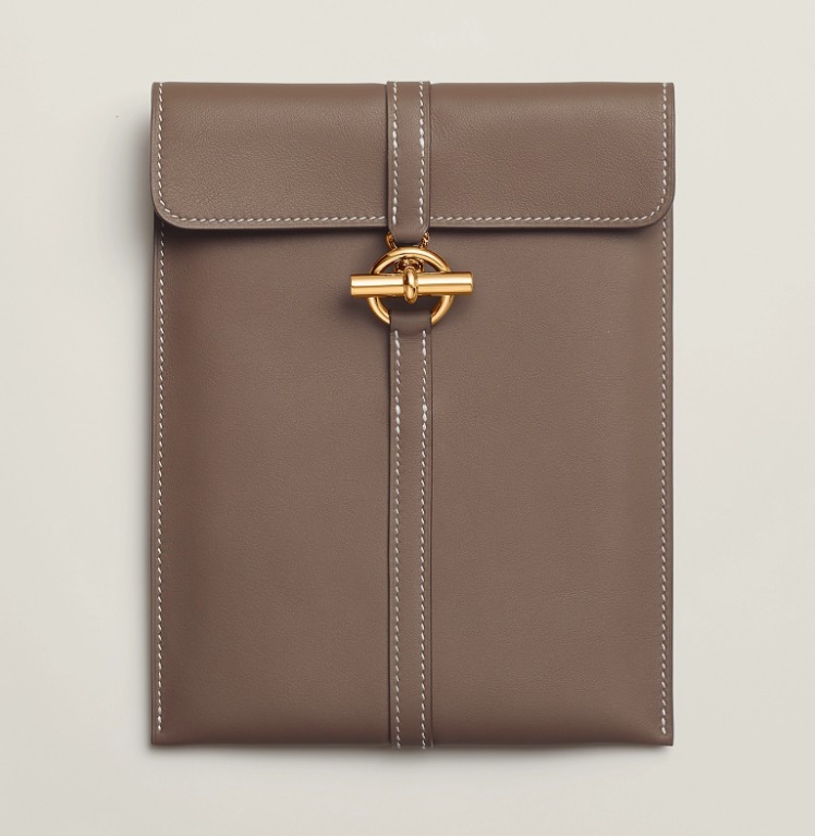 【スタイルと機能美をひとつに】HERMES Glenan To Go ポシェット 新作*HERMES*Pochette Glenan To Go レザーポシェットバッグ