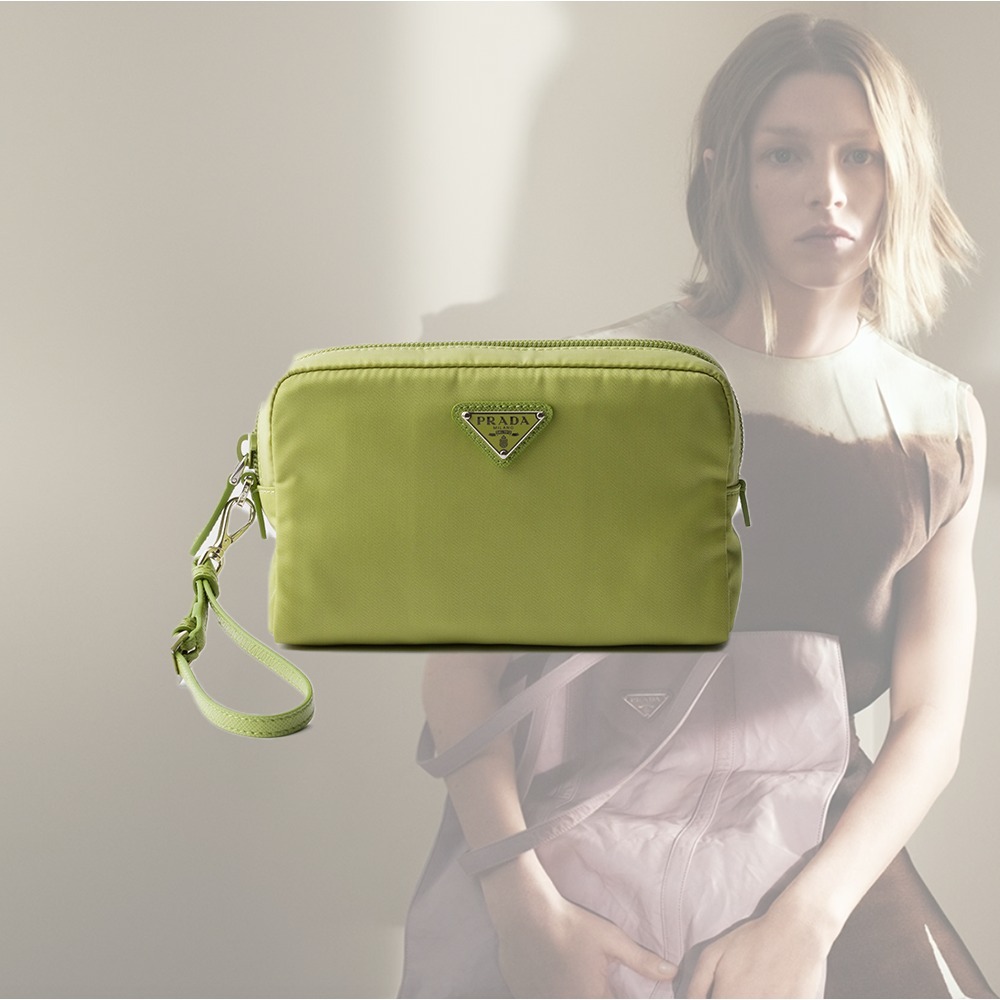 【希少】PRADA re-nylon ロゴ入り ジッパー ポーチ グリーン