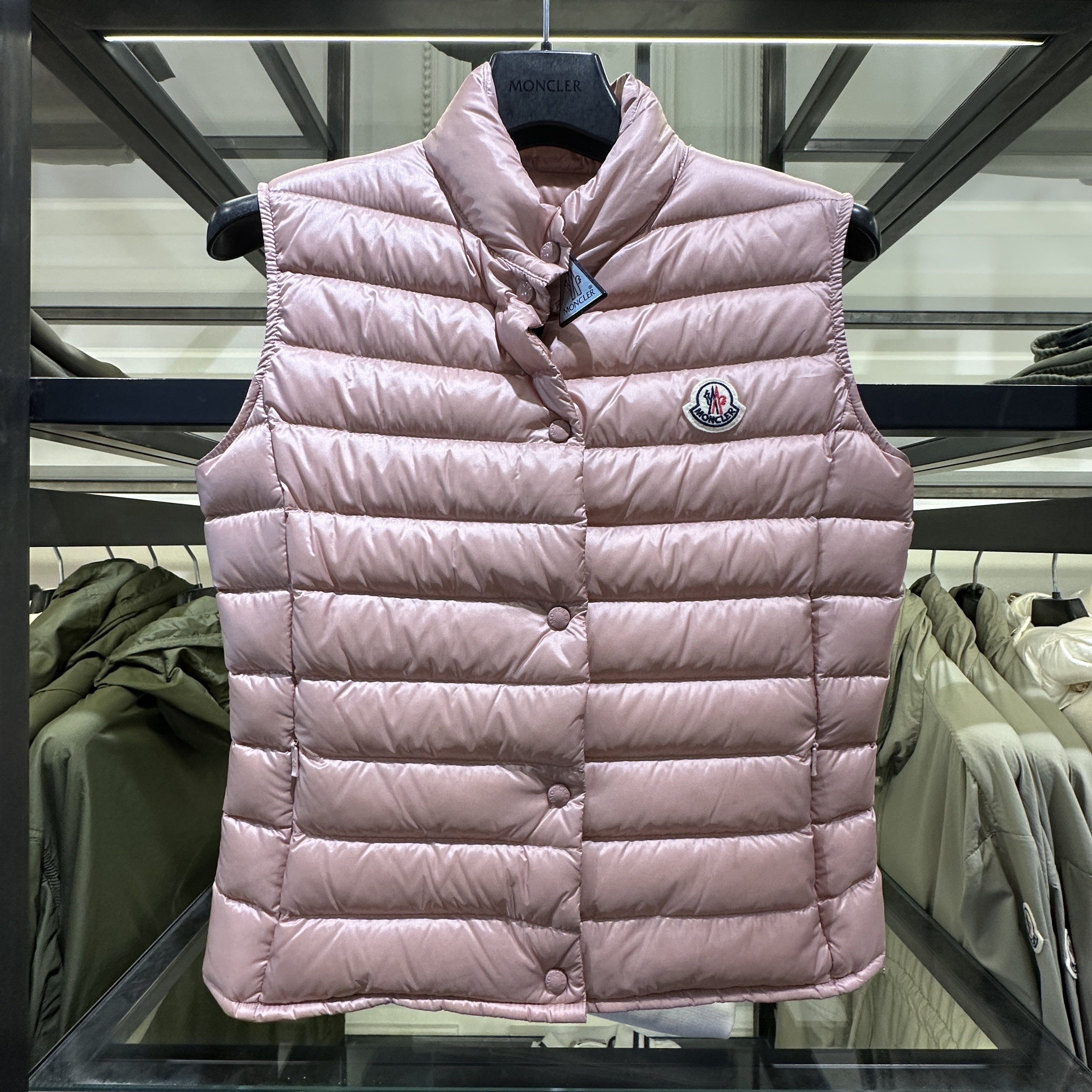 【VIPセール】MONCLER モンクレール ダウンベスト LIANE MONCLER モンクレール ダウンベスト レディース ロゴ ベスト