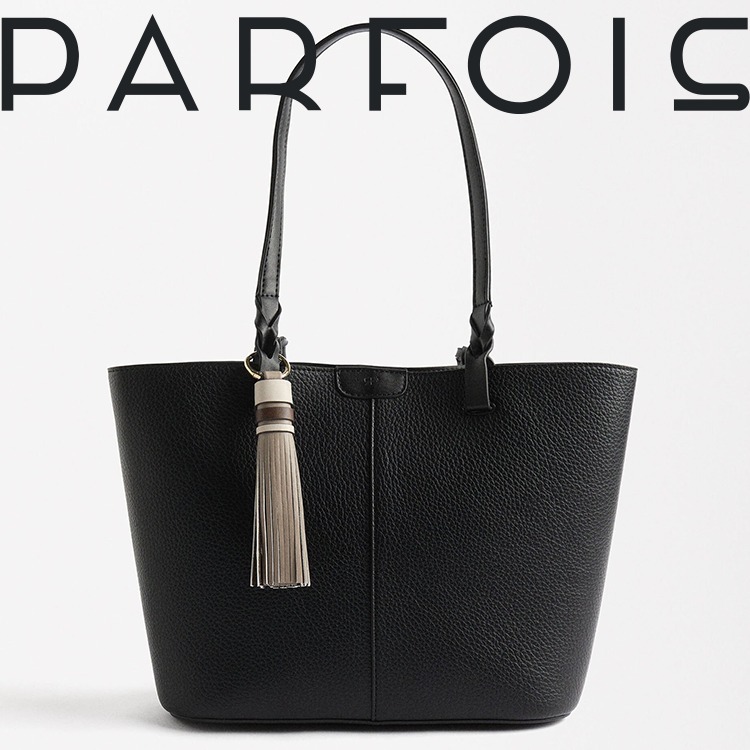 ★大人シンプル-オフィスにも★チャーム付トートバッグ★PARFOIS お仕事バッグ☆大人きれいめトートバックチャーム付☆PARFOIS