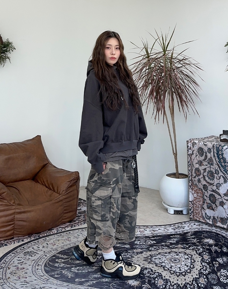 【SATIIIZ】Perido Camo Bermuda Banding Pants PANTS – backcountryskinz