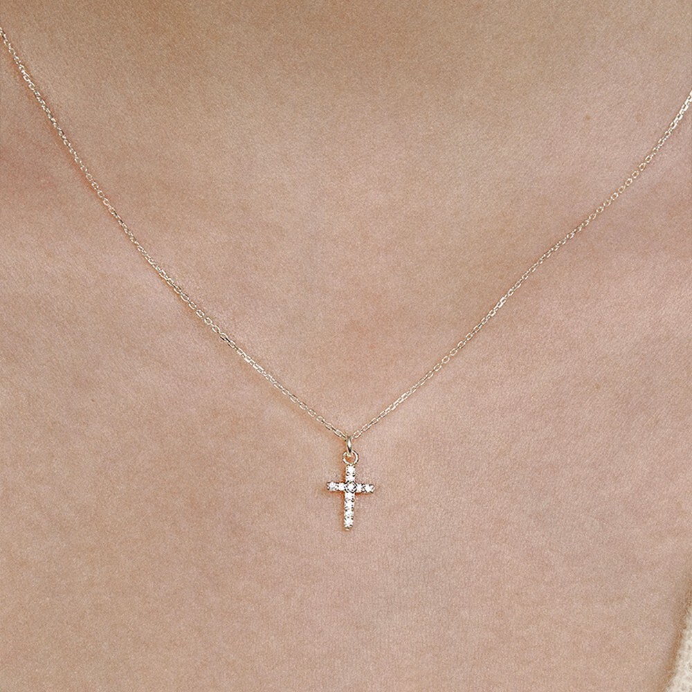 ★Hei★ [Oh My Girl Yubin wearing][sv925] cubic cross neckla