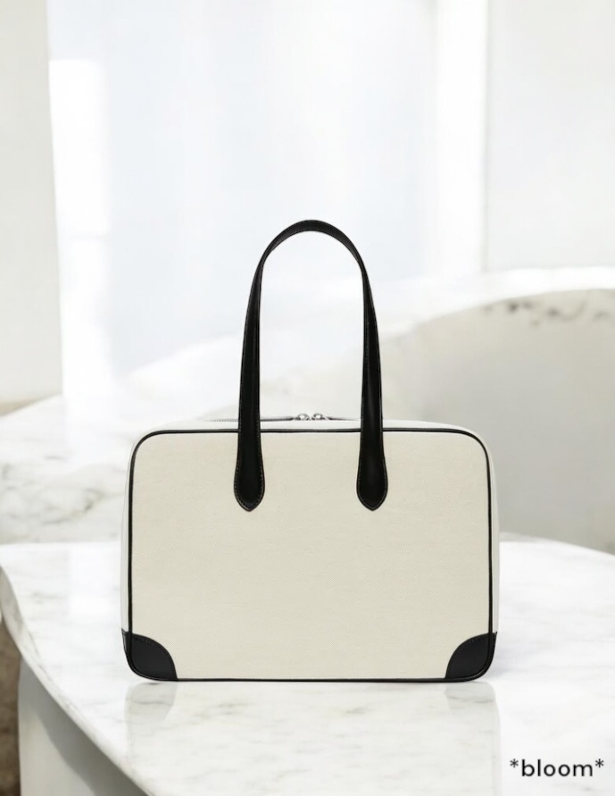 新作！《VASIC》AMBER MINI - CANVAS トートバッグ A4サイズ