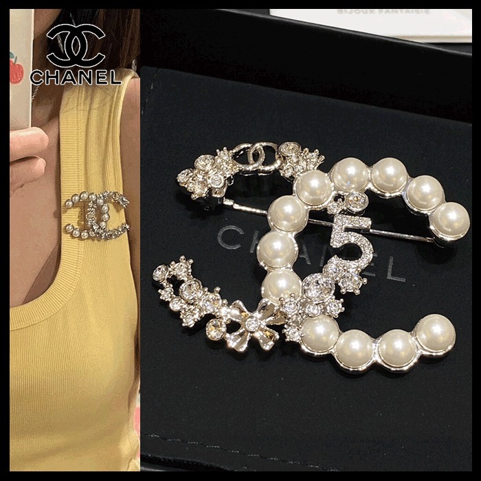 【パールとモチーフがポイント☆】CHANEL ブローチ CCロゴ