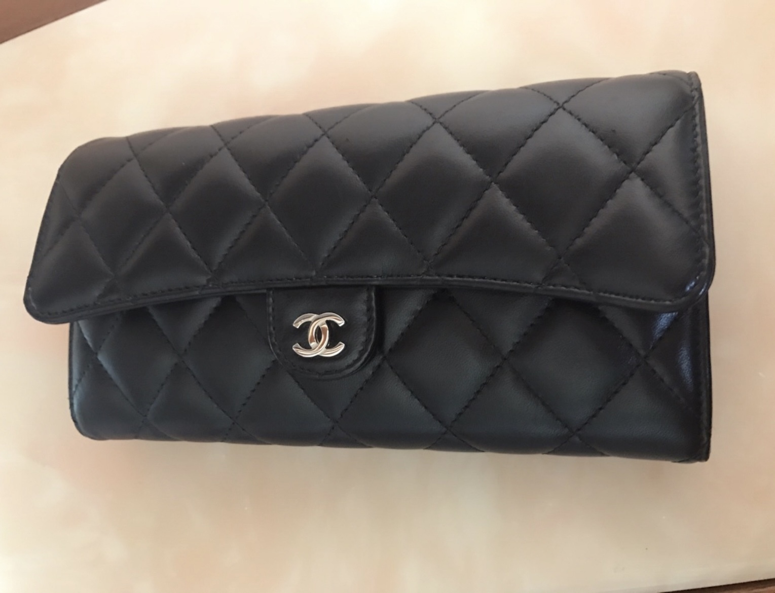 《上品なシャネルらしさ溢れる♪》大人気定番★CHANEL 長財布