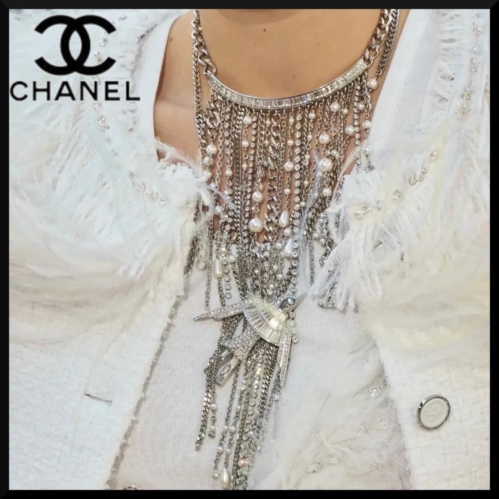 【パーティにピッタリ】 CHANEL ネックレス