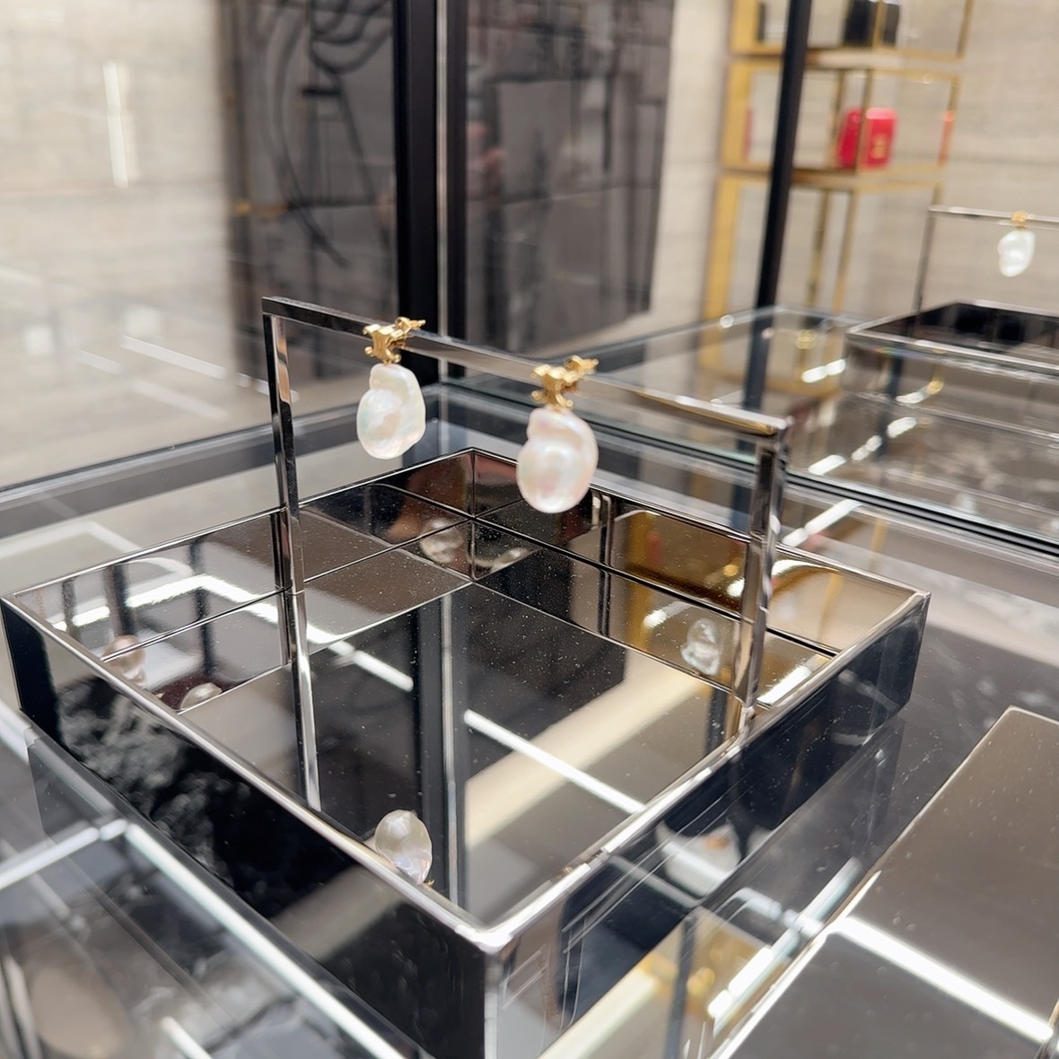Celine Earrings 関税込 セリーヌ イヤリング