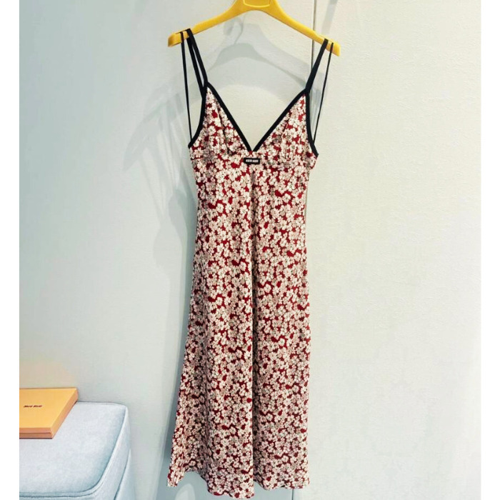 《優雅な印象》【MiuMiu】小花柄ドレス