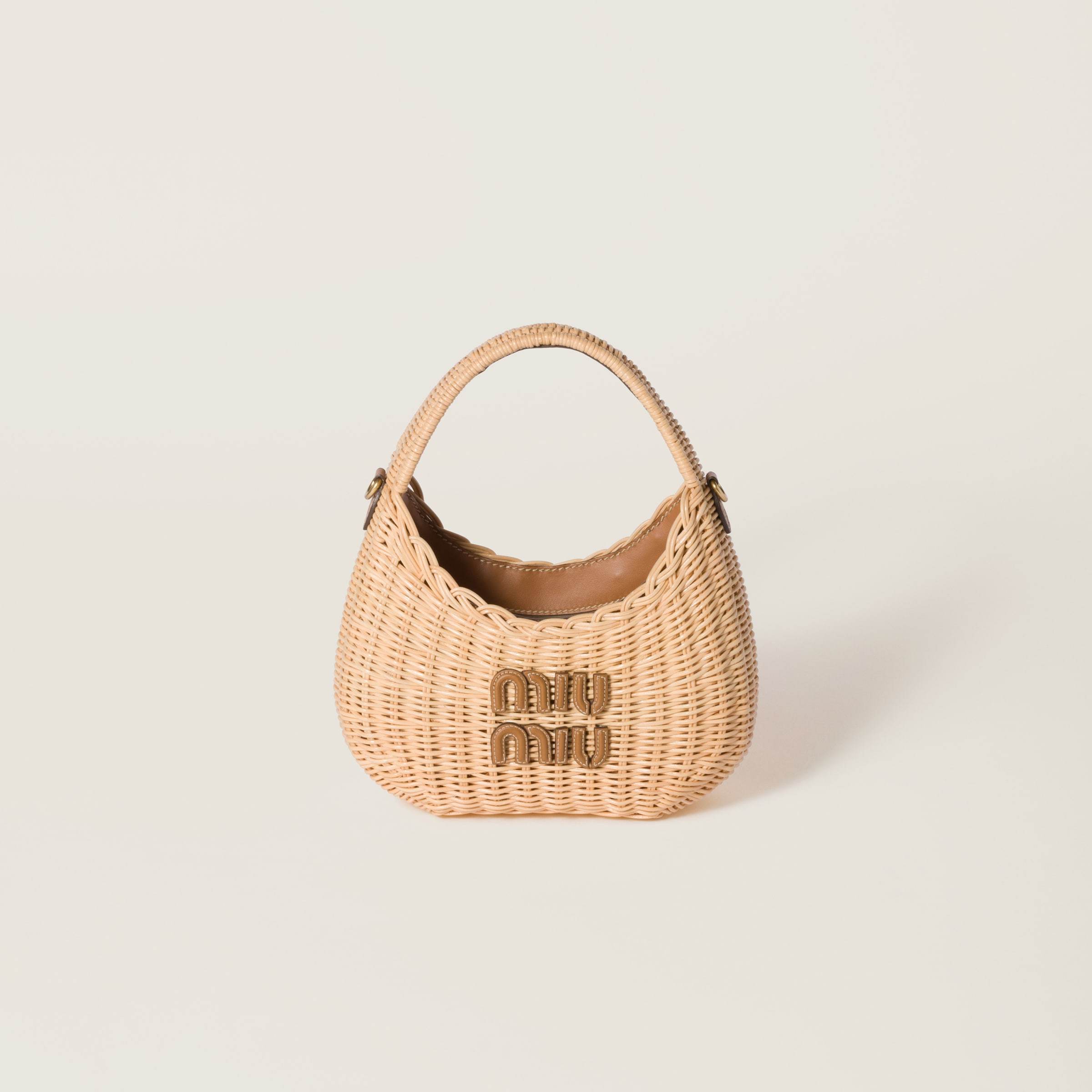 《夏にピッタリ》【MiuMiu】ワンダーウィッカーハンドバッグ