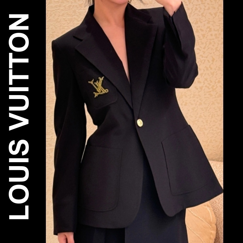 《色々なスタイルに使える》Louis Vuitton ノーティカルブレザー