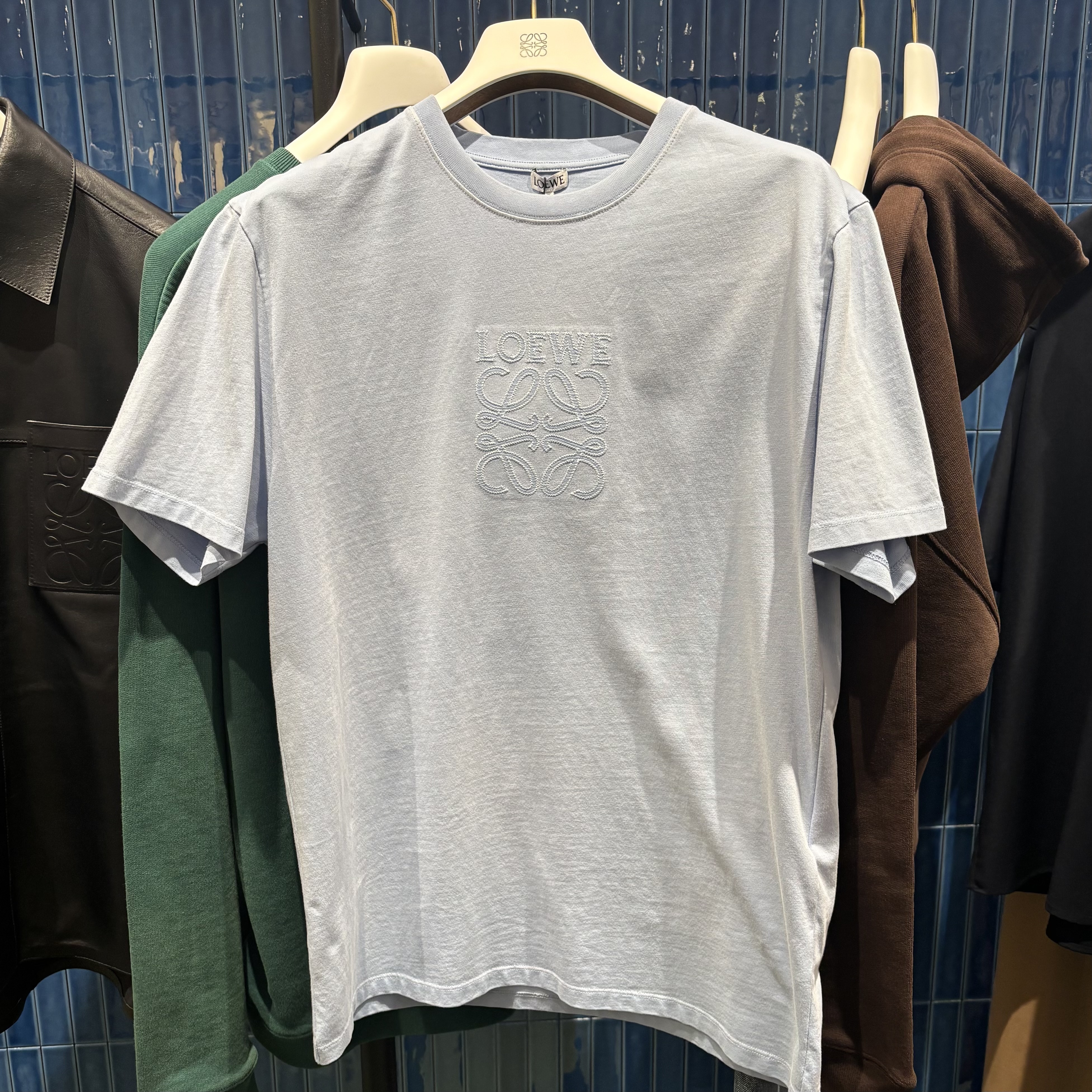 LOEWE カジュアルコットンTシャツ