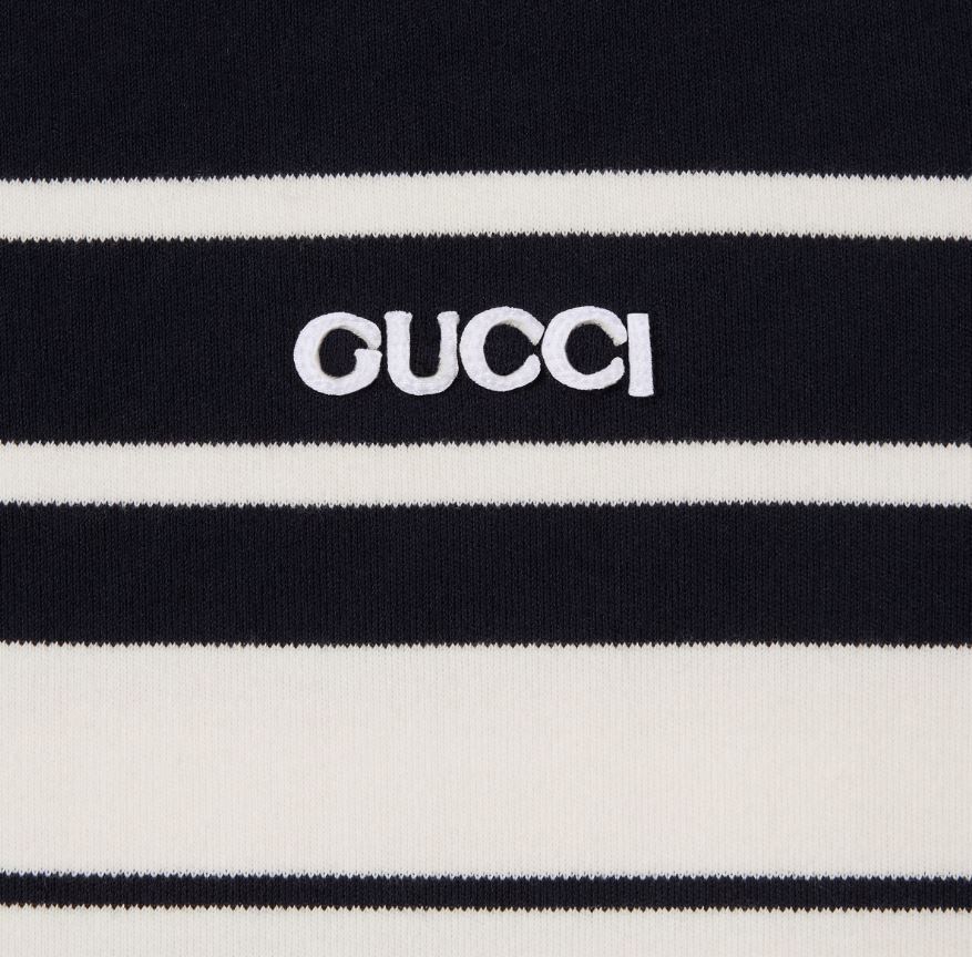 【シンプルでかっこいい♪】GUCCI エンブロイダリー コットン 注目の新作♪【GUCCI】エンブロイダリーコットンカーディガン