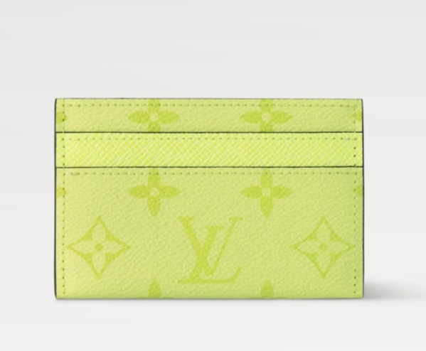 《派手すぎない爽やかカラー☆》Louis Vuitton カードケース