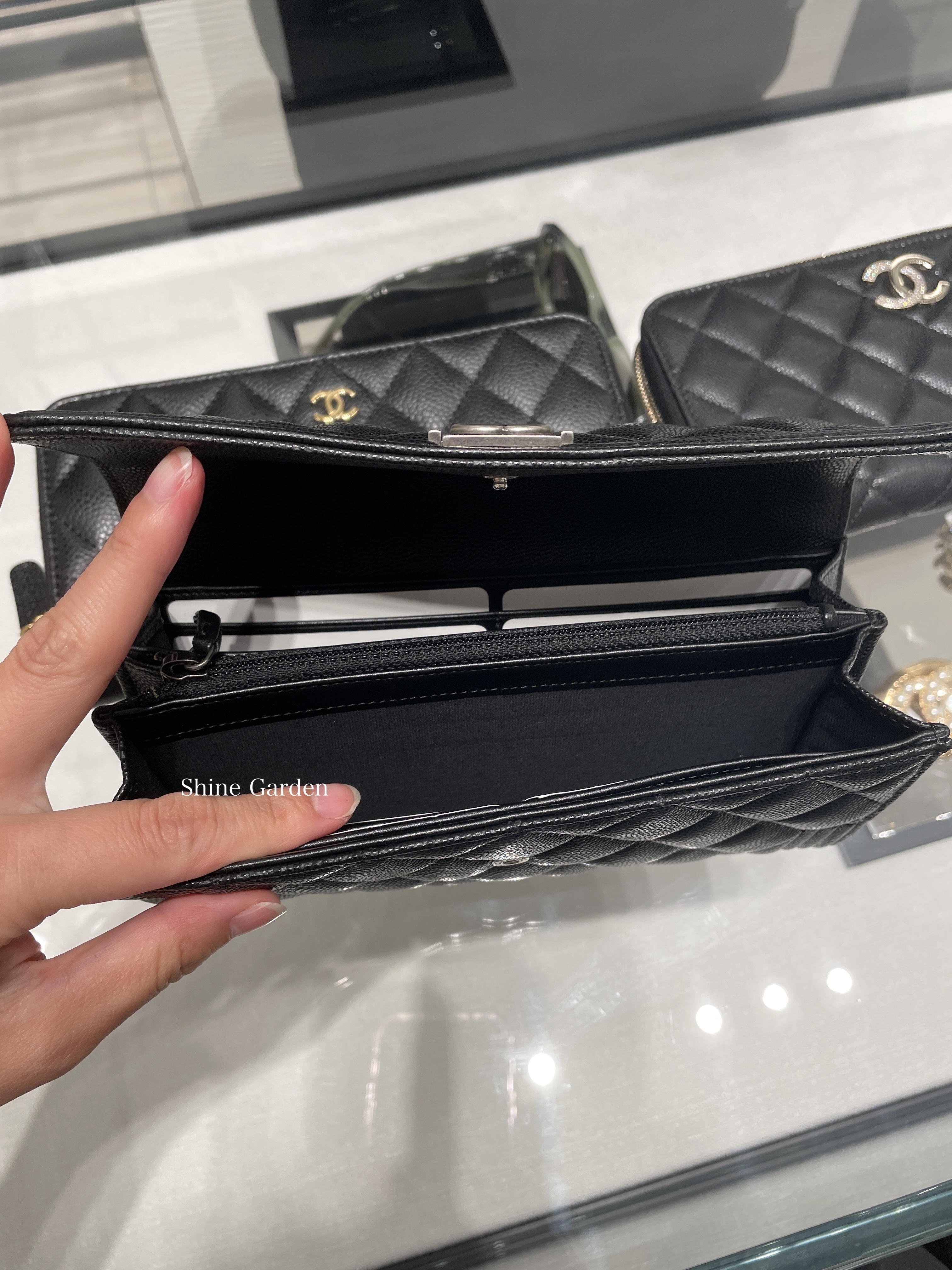 ゴールド金具☆ CHANEL ボーイシャネル 長財布 ロングウォレット