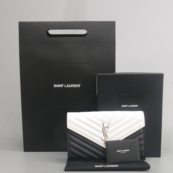 《Saint Laurent》カッサンドラ マトラッセ クロスバッグ 中古
