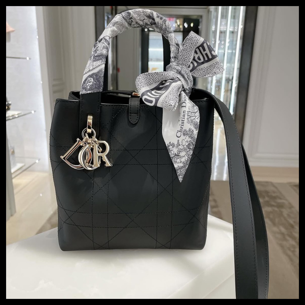 【モダンな魅力】Dior★Dior Toujours スモール縦型トートバッグ