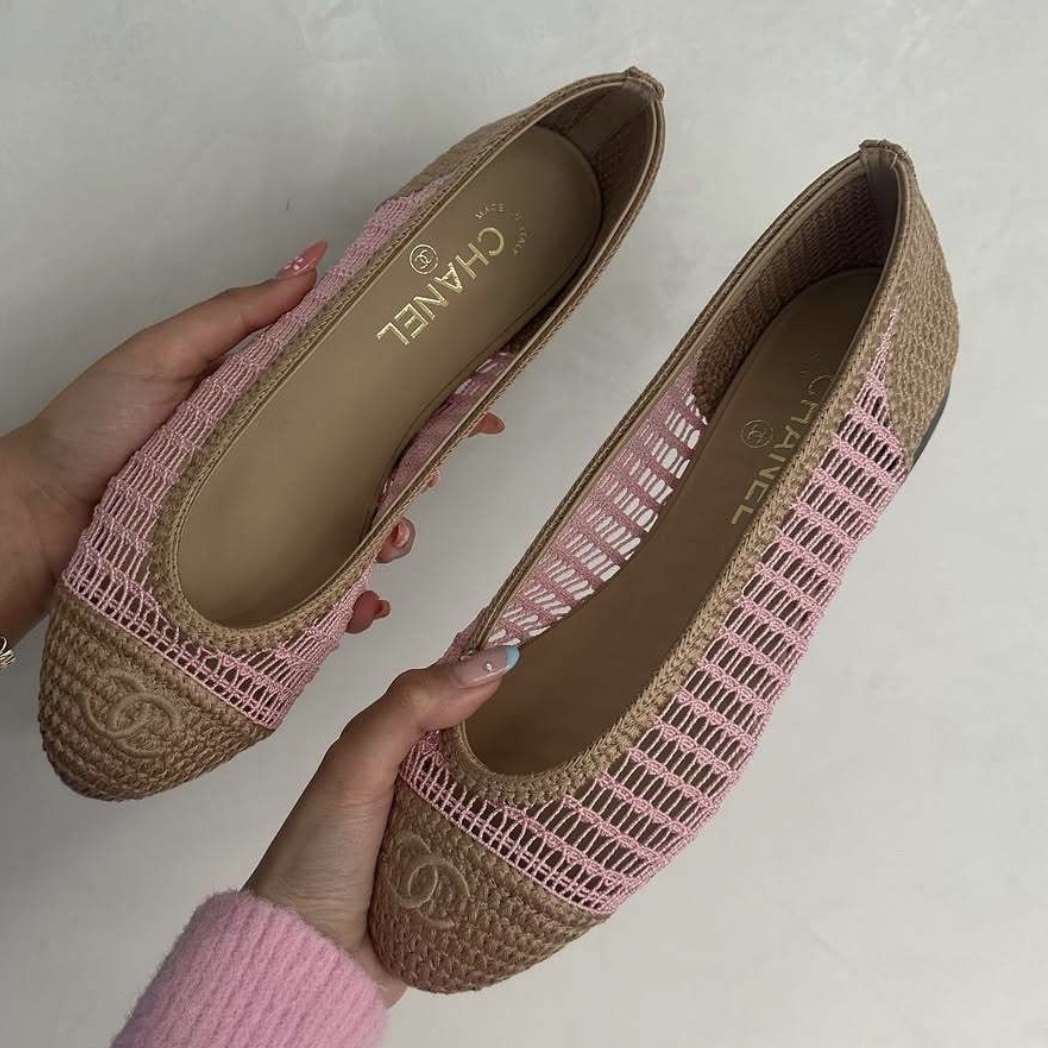 大人気☆ラフィアで涼し気に☆】CHANEL バレリーナ CCロゴ 靴