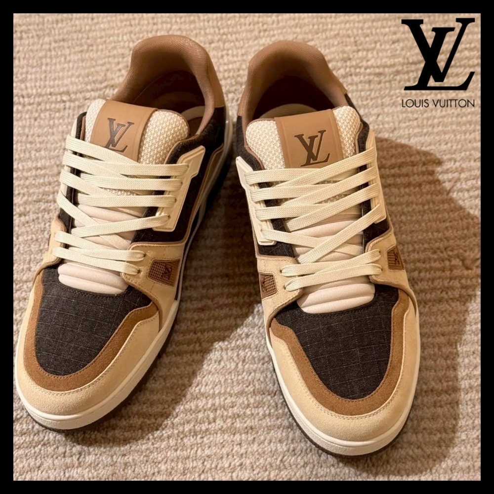 【アースカラー☆】Louis Vuitton スニーカー