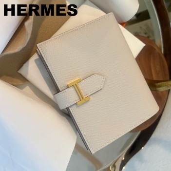 【上品♡CUTE】HERMES ベアルン コンパクトウォレット