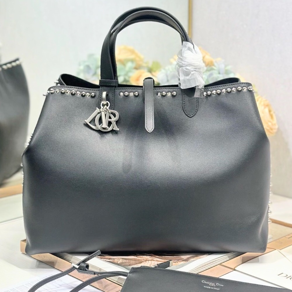 【お洒落さん必見★注目】Dior Toujoursバッグ ラージ DIOR | Dior Toujours バッグ ラージ カナージュ ラフィア