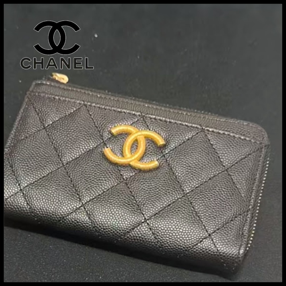 【大きめサイズ感がイイ♪】CHANEL 25ss  フラグメントケース