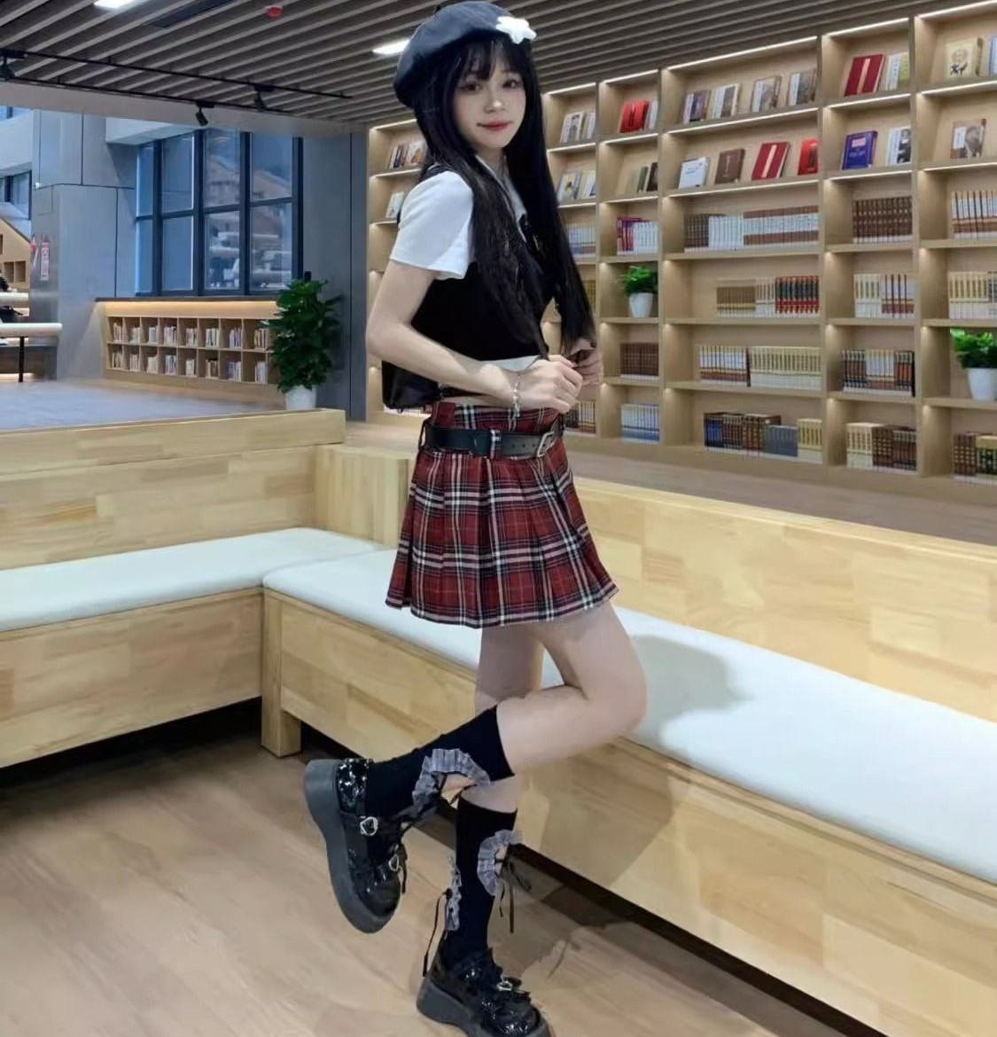 セットアップ ベスト シャツ チェックスカート ミニ丈 制服風 4