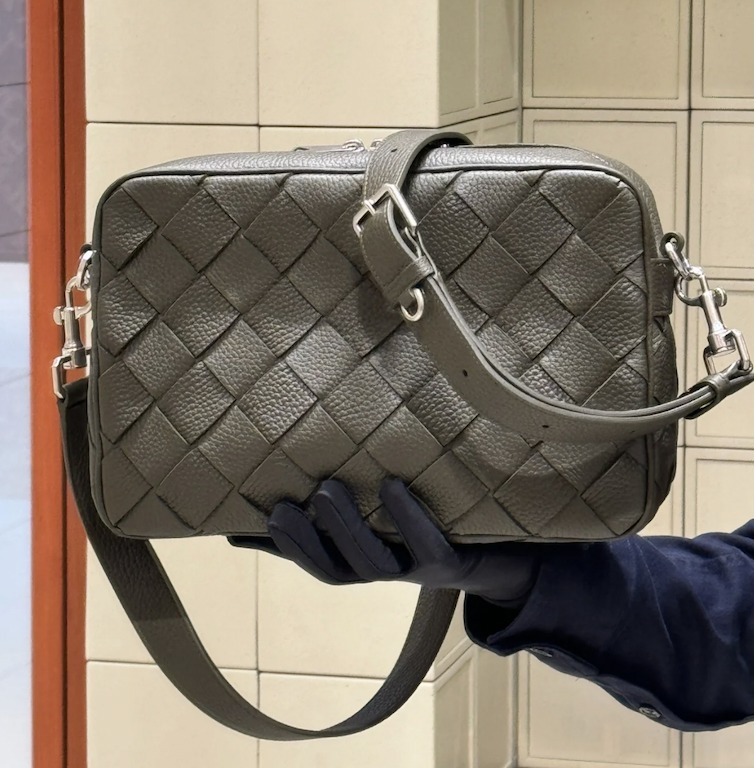 【VIPセール】BOTTEGA VENETAショルダーバッグ