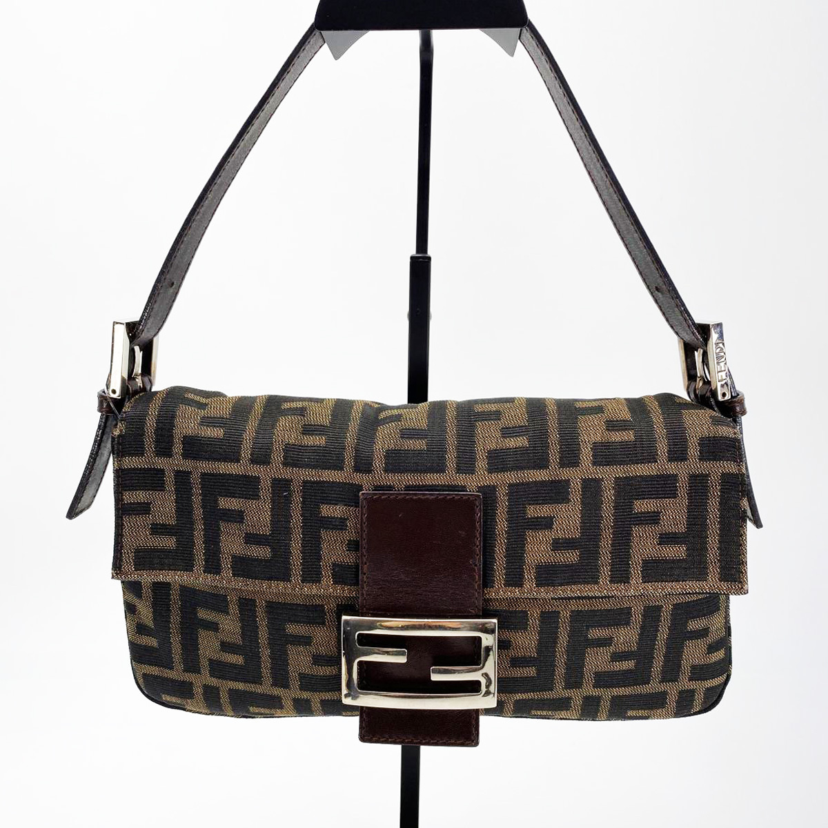 FENDI ズッカ マンマバケット 9076