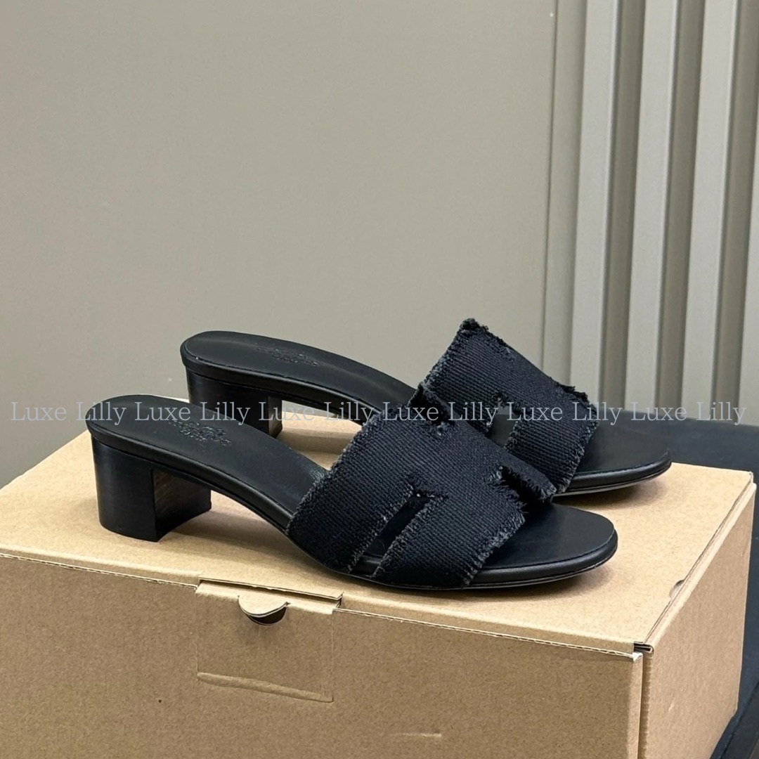 【大人気◆フリンジ×Hカット♪】HERMES サンダル《オアジス》