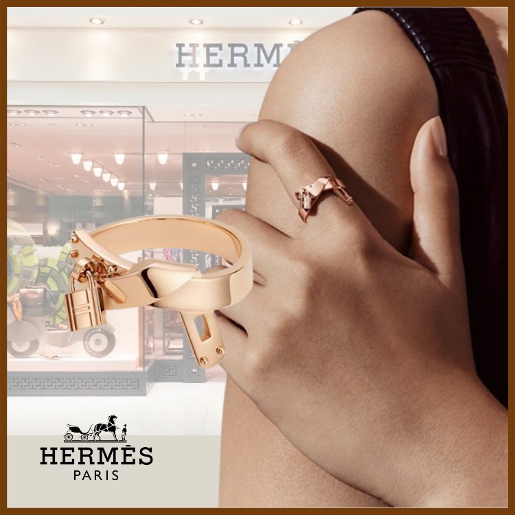 【憧れのケリー】Hermes の Kelly Gavroche リング