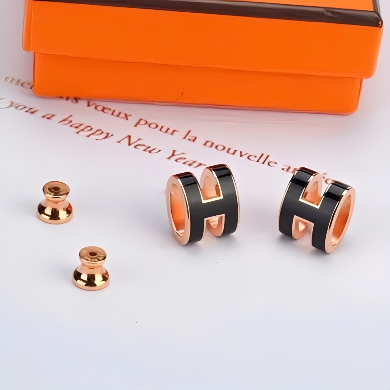 【エレガントな輝き♡】HERMES《ミニポップH》ピアス Hロゴ