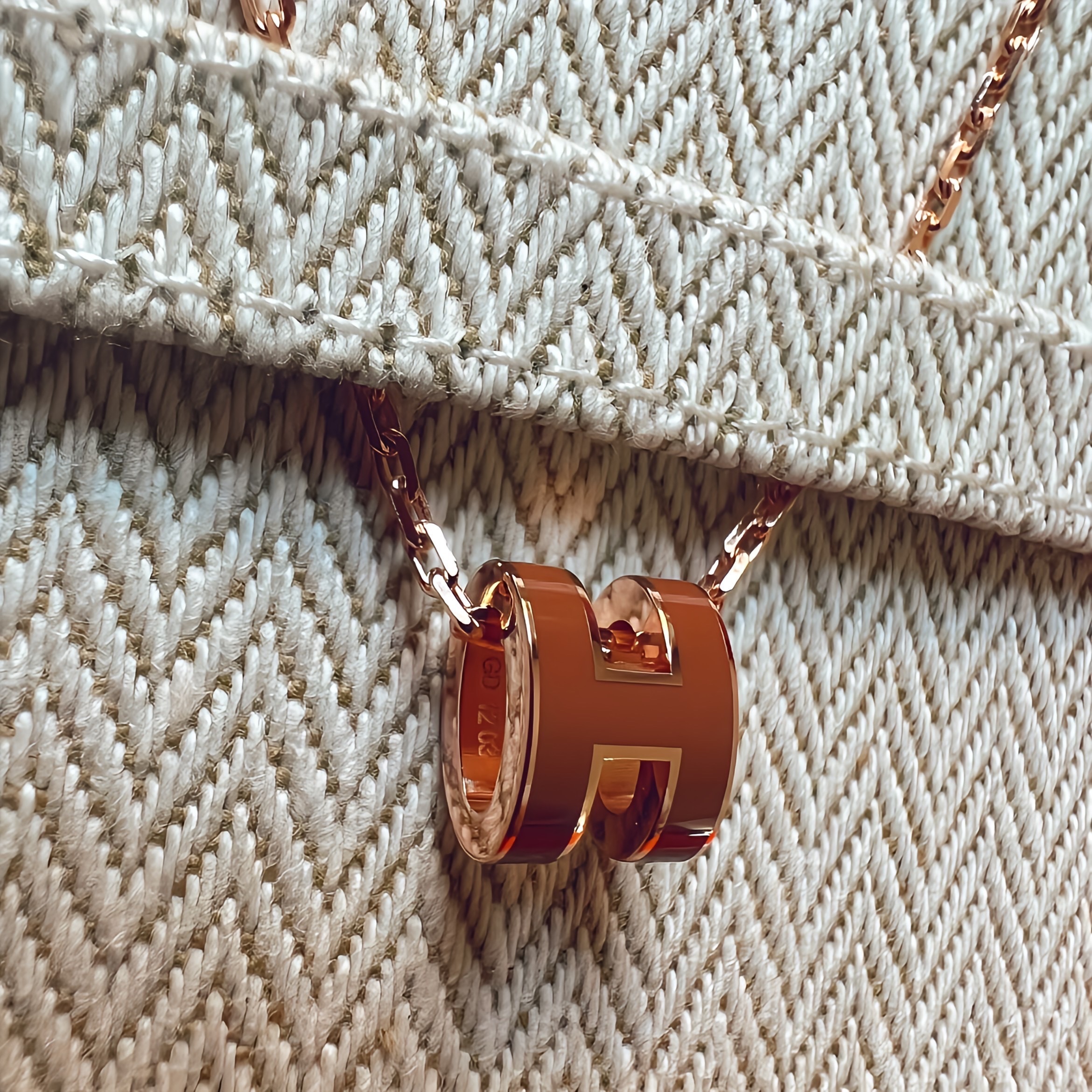【小さめモチーフが可愛い♪】HERMES《ミニポップH》ネックレス