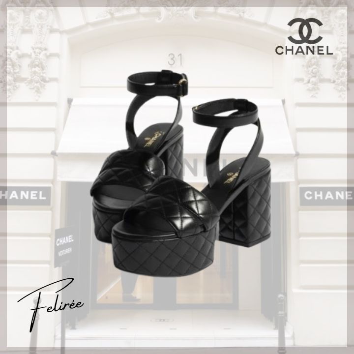 《キルティングの厚底が可愛い♡》CHANEL 2025年サンダル