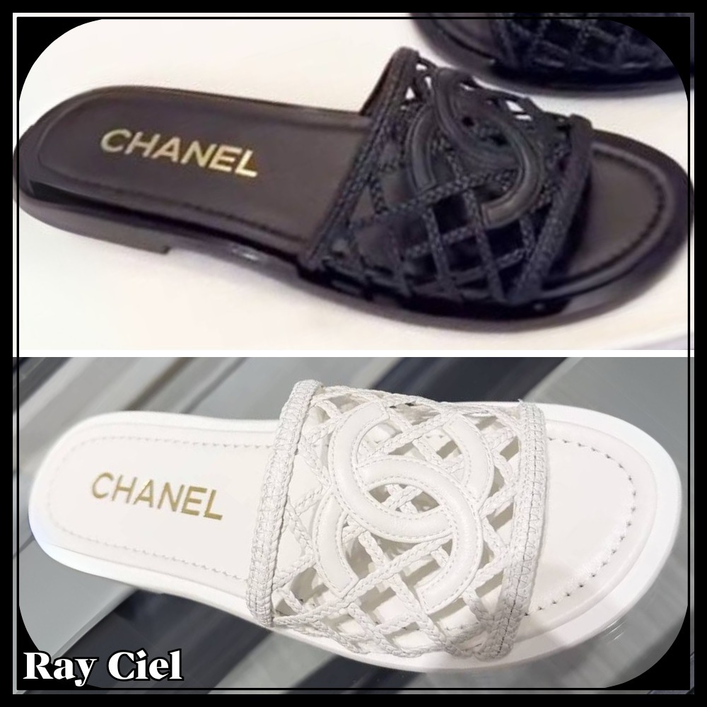 【リラックス感がたまらない♪リゾートなどに】CHANEL サンダル